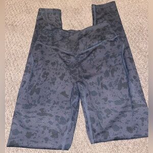 Alphalete‎ Black Leggings Criss Cross Waistband Animal Print Size Small